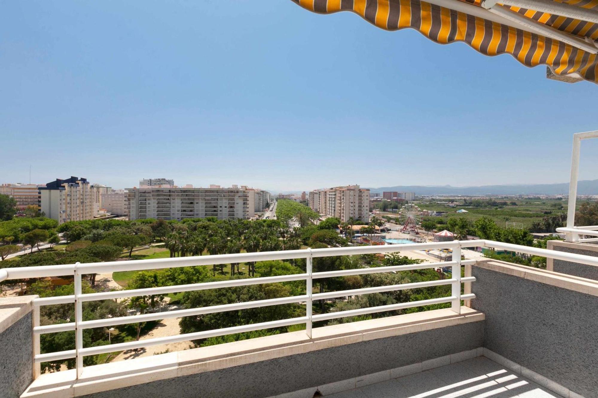 Atico Vista Playa * Gandia